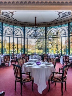 Restaurant met prachtig uitzicht op zee: de beste plek voor een romantisch diner